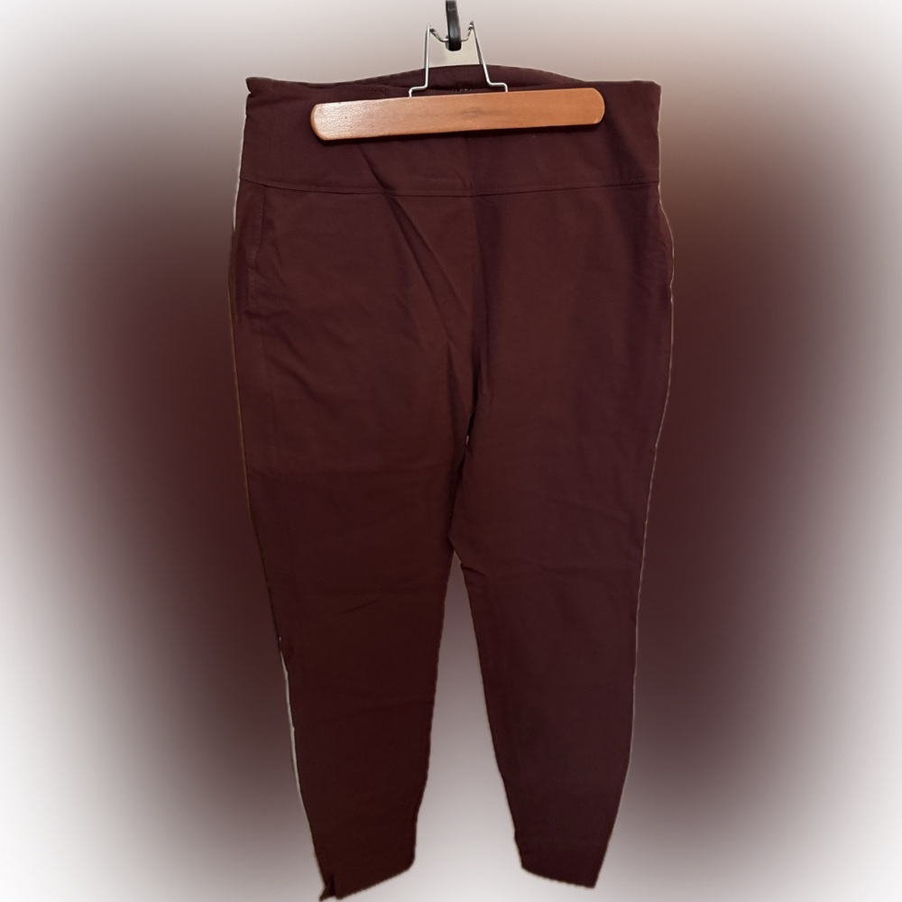 Athleta Wander Slim Ankle Maroon Pants Size 10